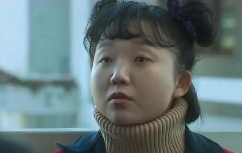 登上纽约时装周,尔冬升导演说辣目洋子影后