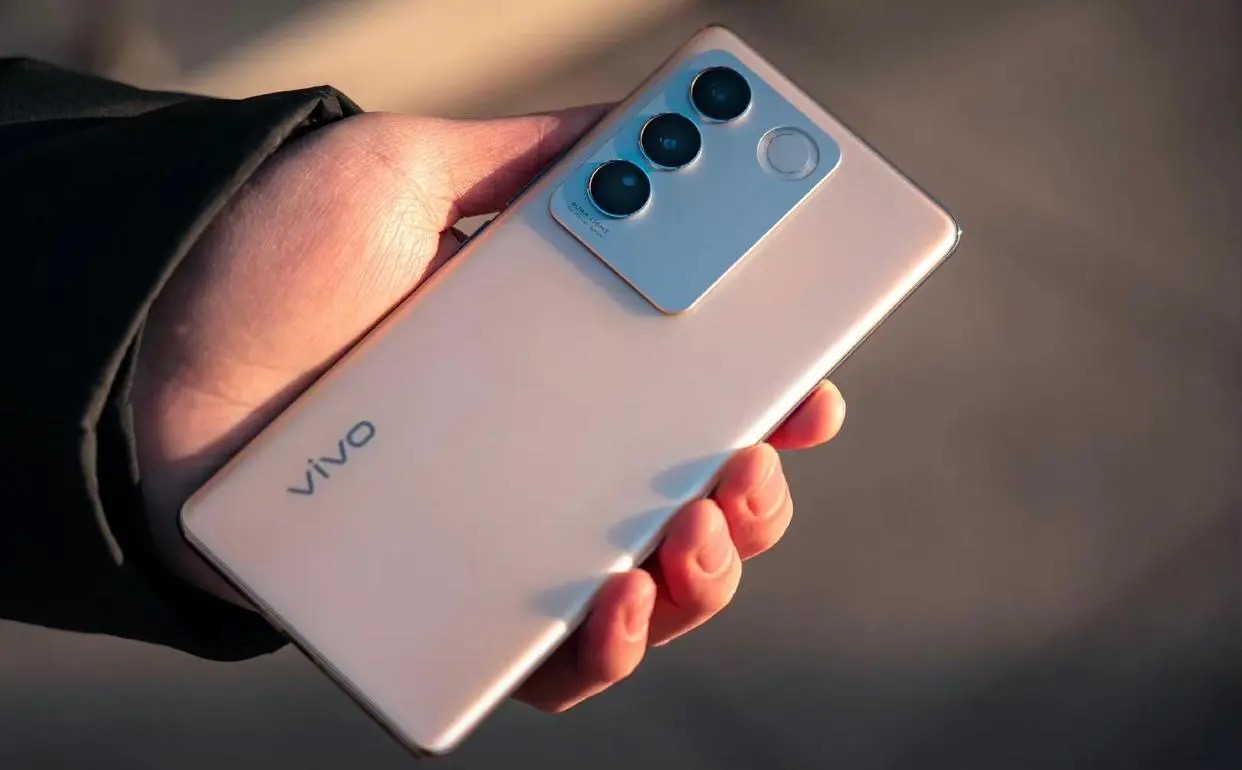 vivos16pro跟opporeno9pro哪个好,vivos16pro对比opporeno9pro
