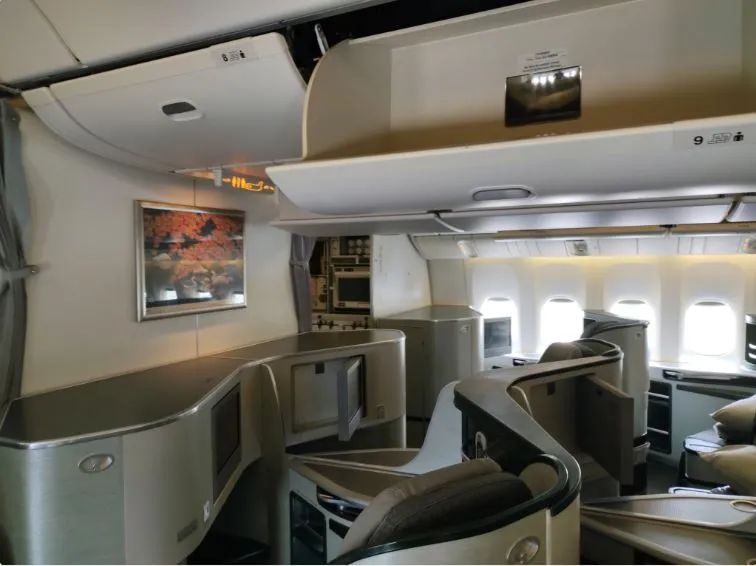 长荣航空体验,长荣航空evaair皇玺桂冠舱