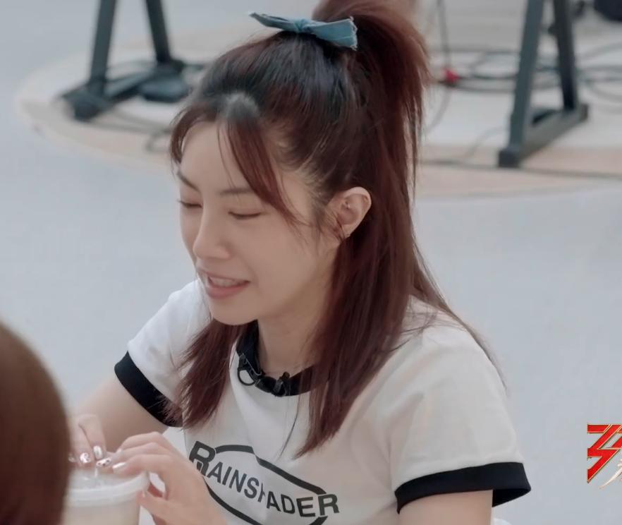 徐怀钰和ella陈嘉桦什么关系,陈嘉桦龚琳娜徐怀钰