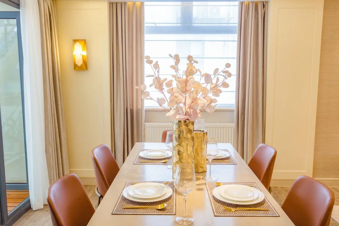 娴庡崡钀岃鏈堝瓙涓績鎺㈠簵,娴庡崡钀岃