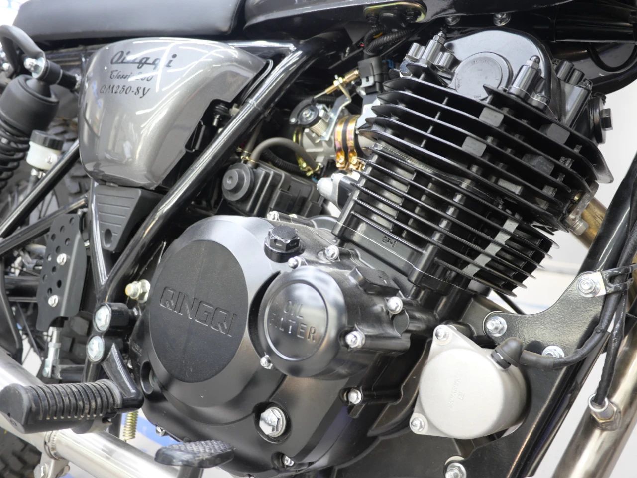 推荐复古便宜好看小车车型,皮实耐用低扭强劲的250街车推荐