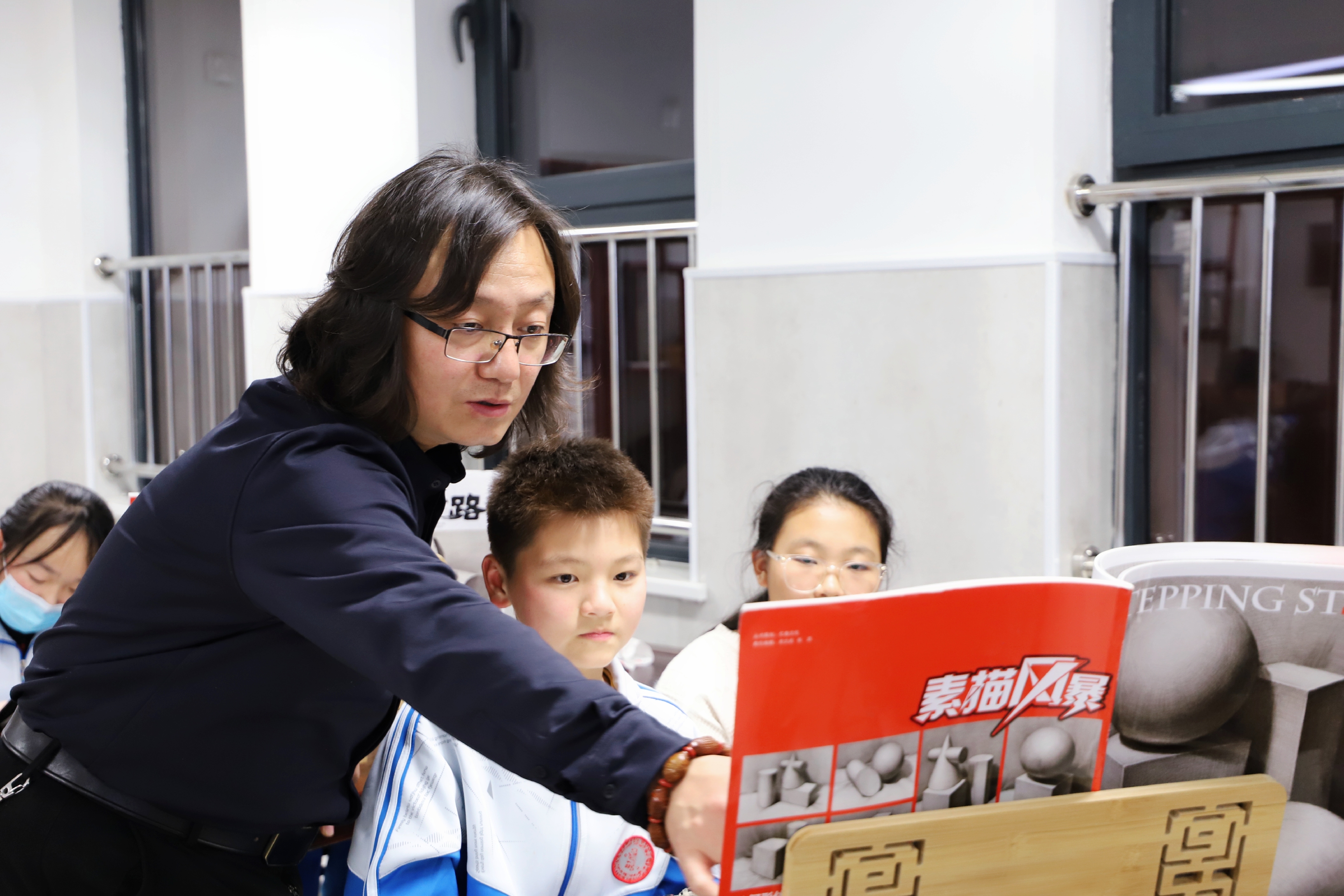 西安高新第四完全中学和第一学校,西安高新区第四完全中学