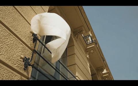 海报被禁又怎样，他一出手还是神作