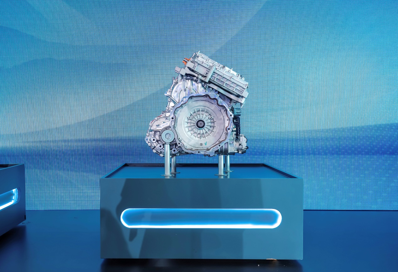 奇瑞鲲鹏超性能电混c-dm下线,奇瑞鲲鹏超能混动c-dm系统发布会