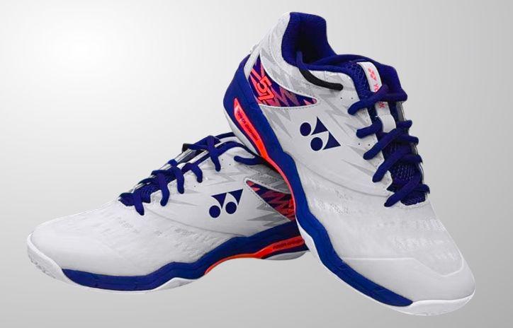 尤尼克斯r9000p和川崎极光7,川崎大师900羽毛球拍对比尤尼克斯