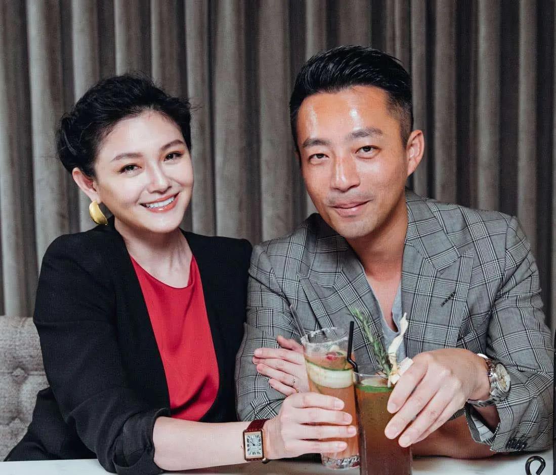 大s具俊晔时隔20年后重逢画面公开,大s具俊晔时隔23年重逢画面曝光