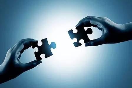 辽宁史上最矮单元门,辽宁一小区现史上最矮单元门