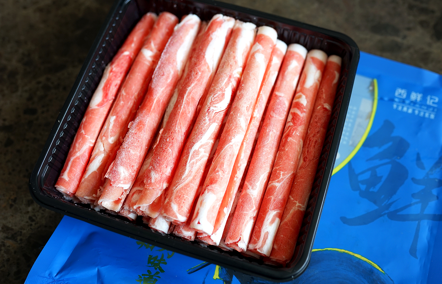 如何挑选好的鲜羊肉,冬季羊肉怎么挑选