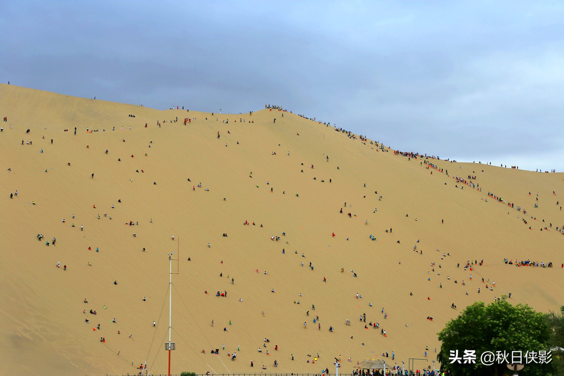 西北沙漠第一大泉,世界上最令人叹为观止的沙漠奇观