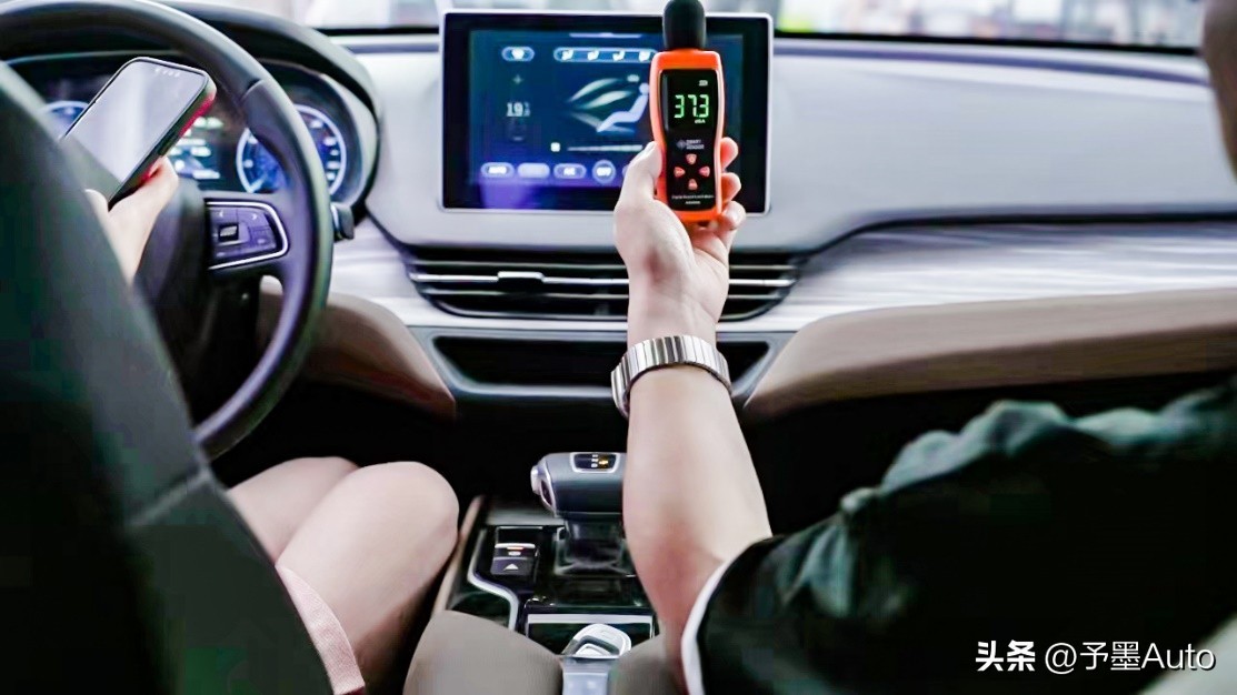 红旗eqm5,红旗e-qm52022款