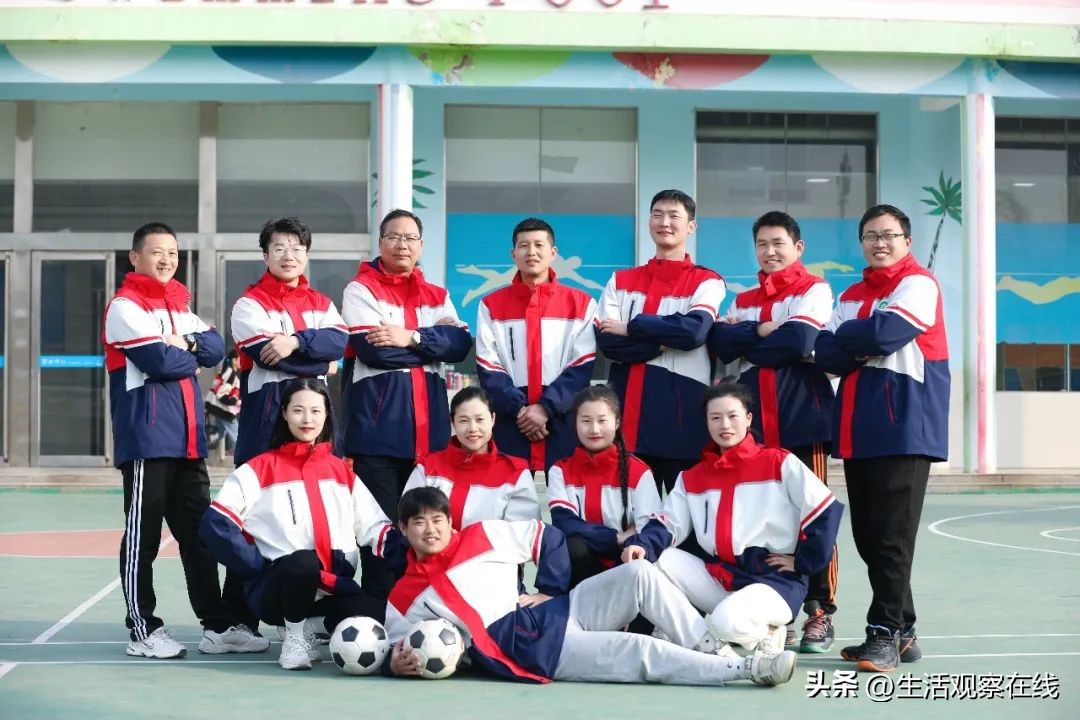 羊山外国语小学体艺教师团队荣获“信阳青年五四奖章集体”称号