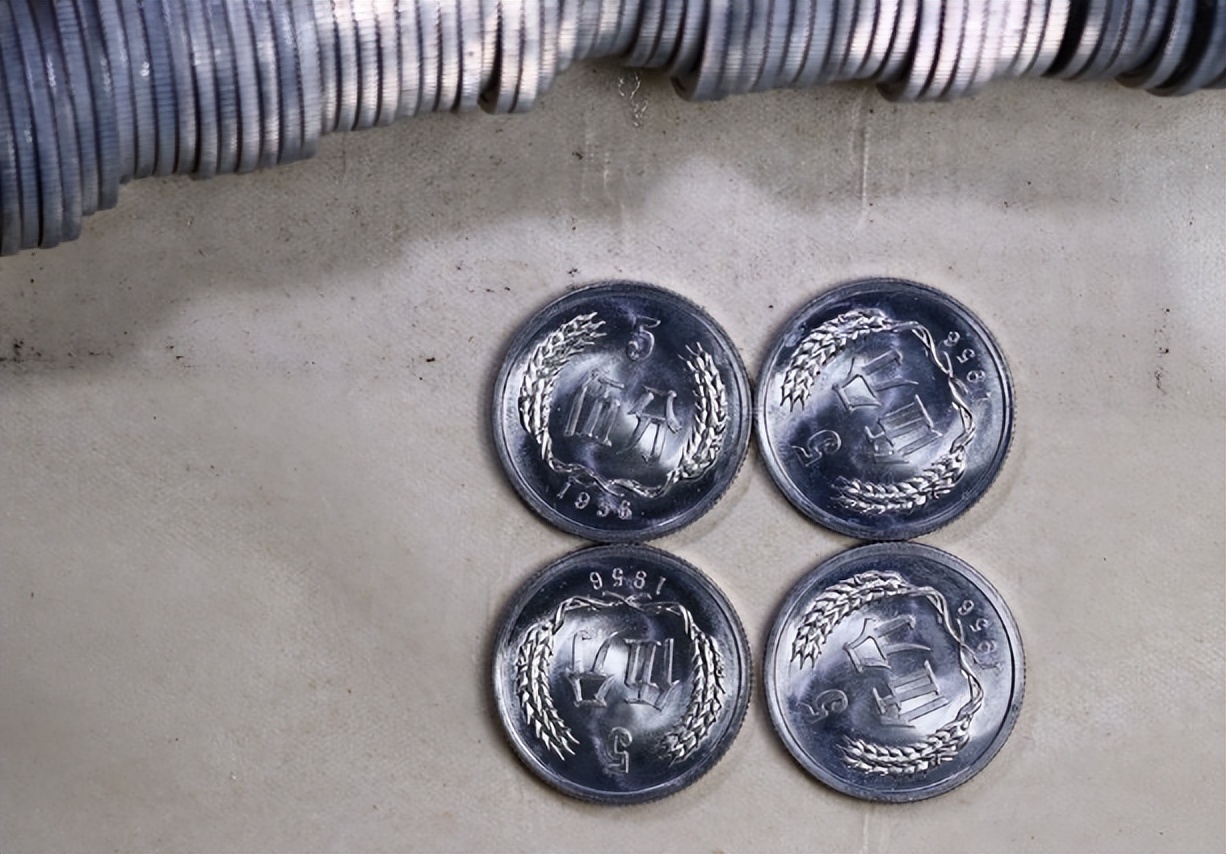 1枚1角硬币图片,你家还有价值6000元的硬币吗