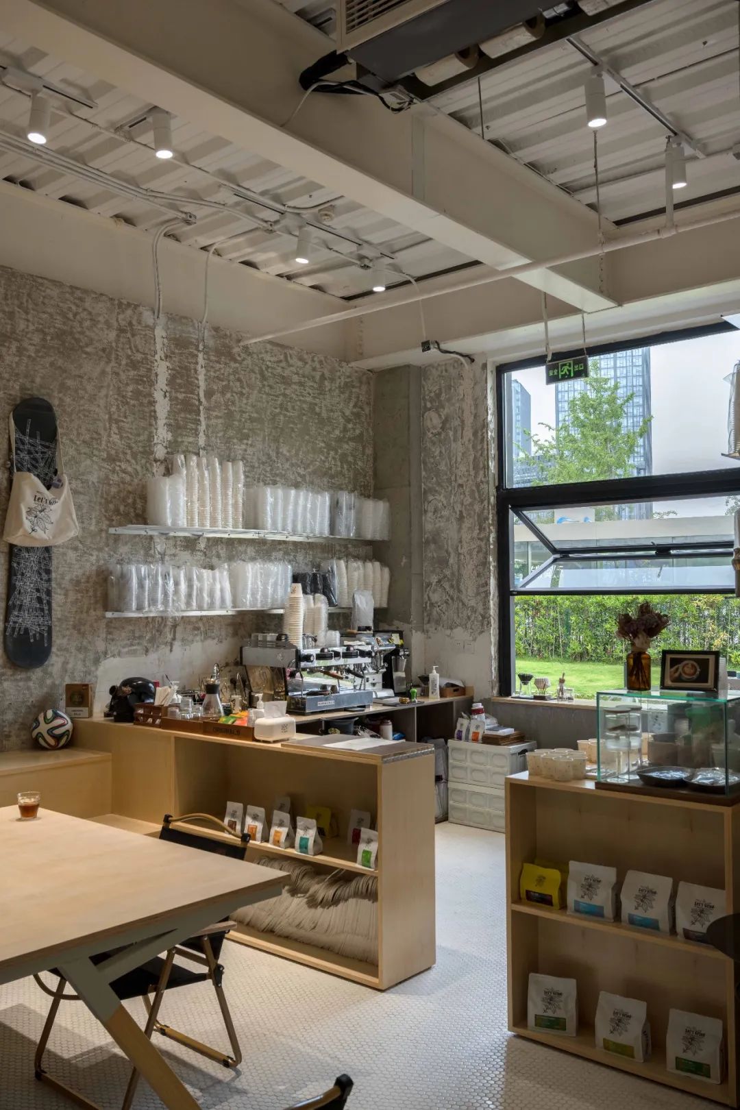 设计灵感丨高温+疫情，这18家“倒霉”的成都新店有什么看头？