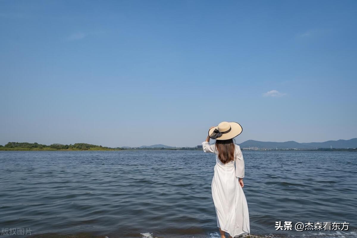 52岁大叔性骚扰多名女性，女子：他最爱舔女人的耳朵