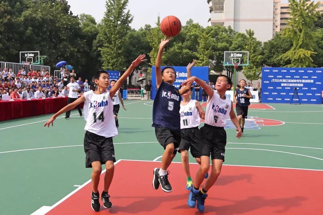 小篮球高级教练员,小篮球高级教练员广东培训