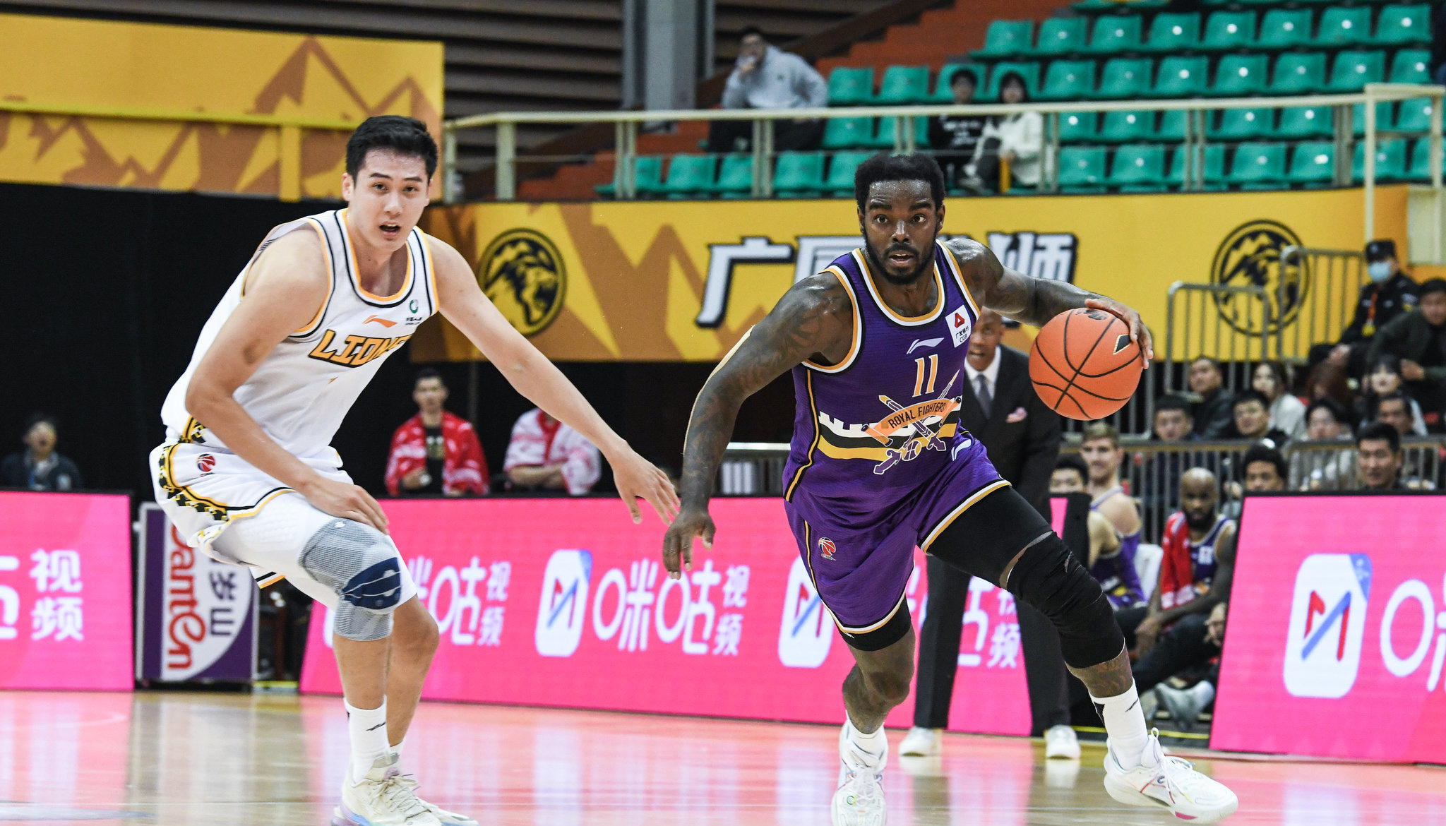 姚明cba各项数据纪录,cba总决赛姚明51分21篮板