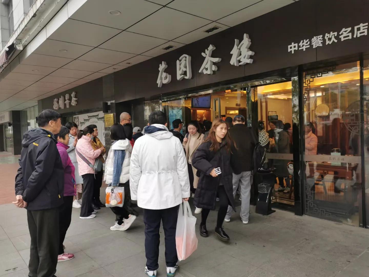 寰愬窞鍒伴噸搴嗗叚鏃ユ父,浠庡緪宸炲幓鏃犻敗鏃呮父