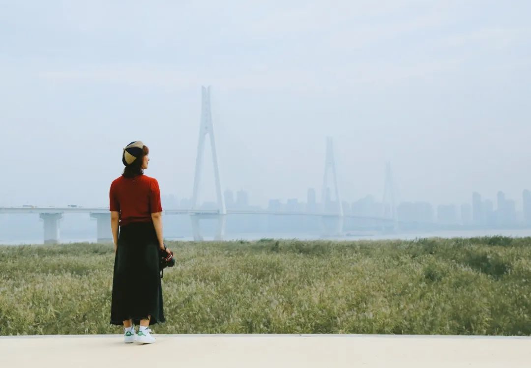 锐气藏于胸和气浮于人,人到中年稳重之中深藏锐气