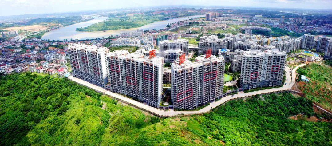 全新加推21栋256大平层,400万大平层楼盘