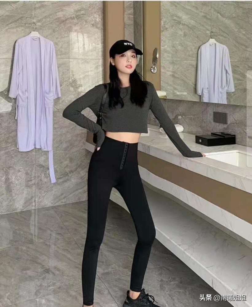 直筒裤最丑的四种穿法,为什么穿格子裤很土