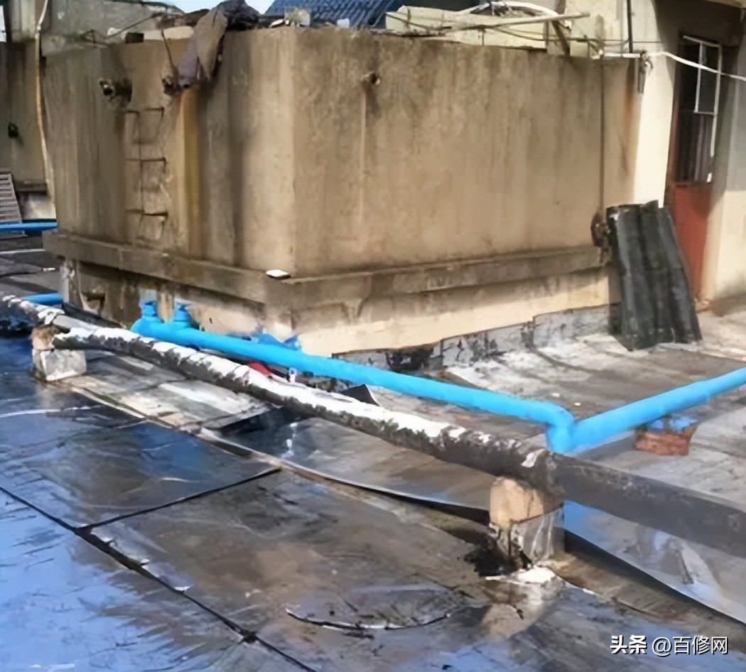 楼顶防水漏水施工员担什么责任,楼顶做完防水依旧漏水咋回事