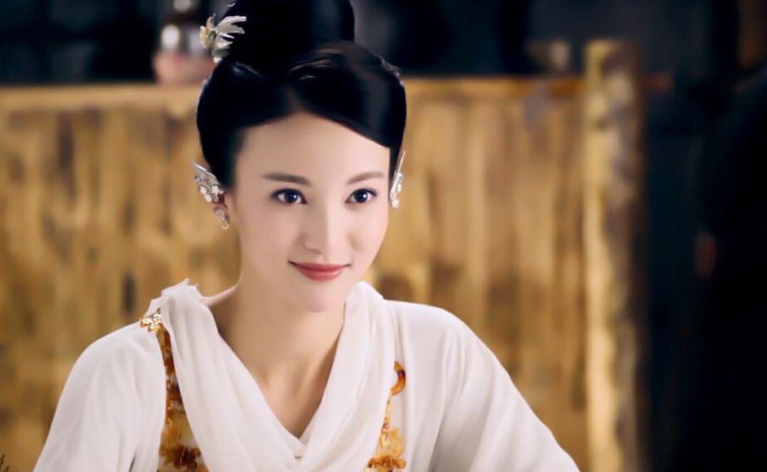 金晨瘦成纸片人现状,金晨看起来好干净