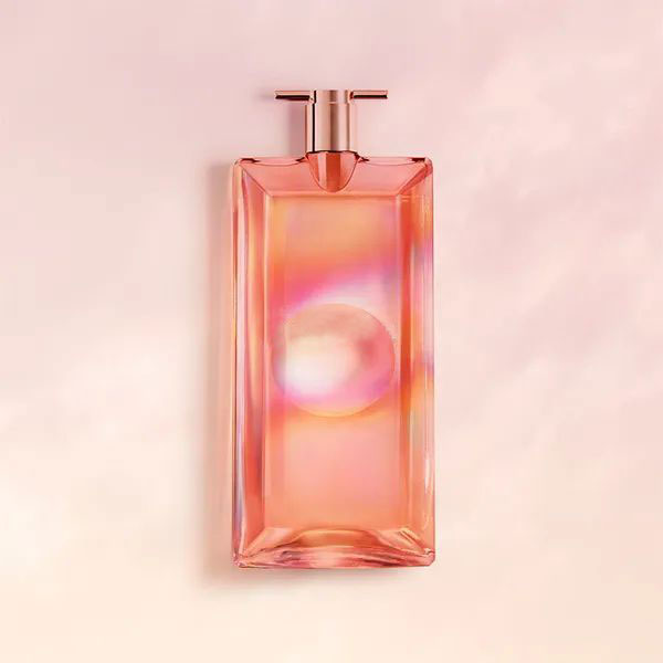 完美日记唇釉和3ce唇釉哪个好用,完美日记眼影盘麦兜还是3ce好用