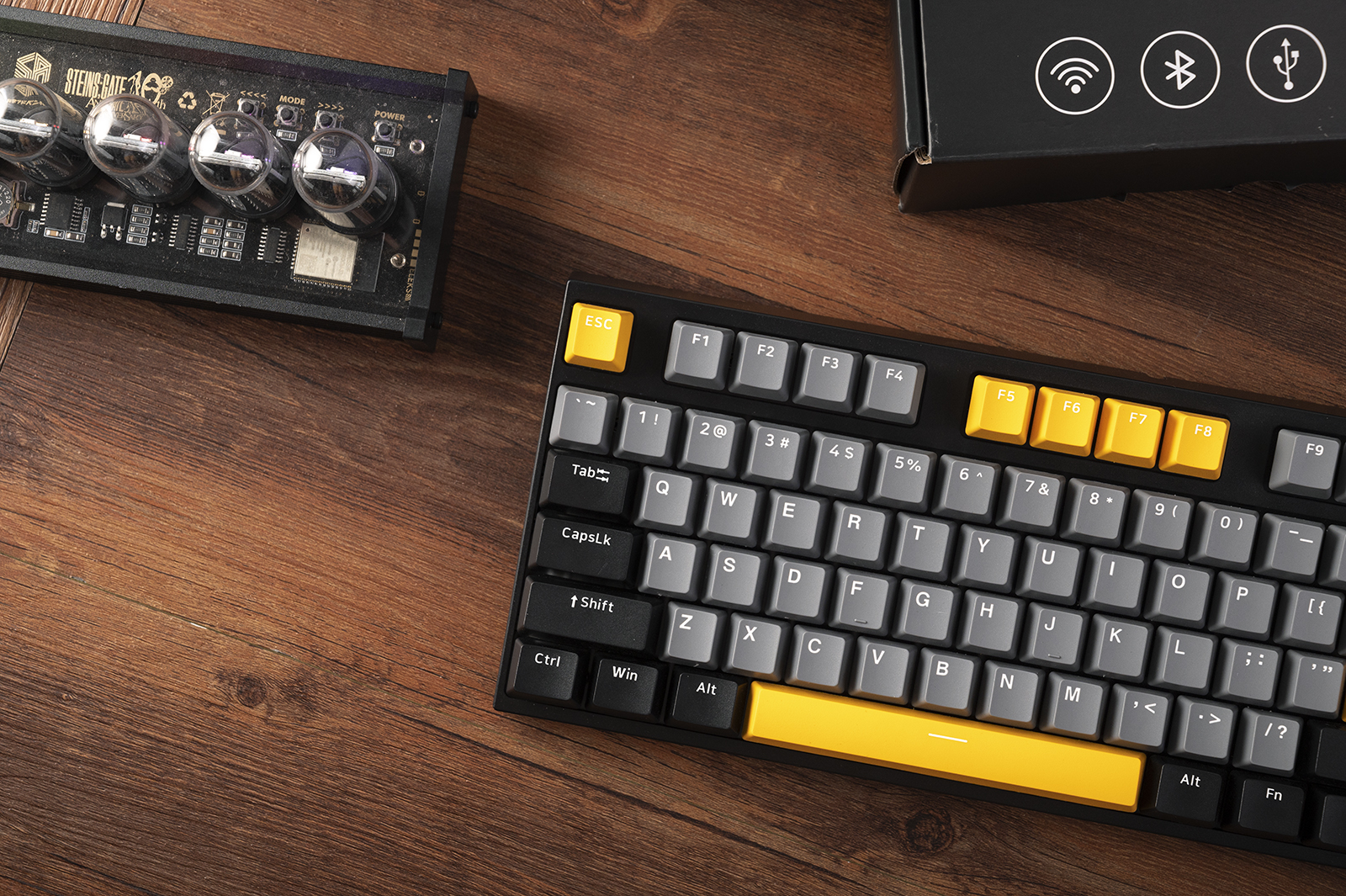 迪摩键盘f87茶轴,迪摩f87歼星舰手托