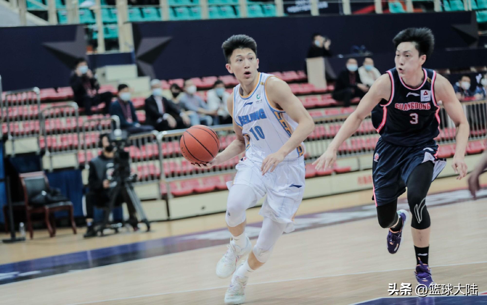 杜锋和刘晓宇,刘晓宇加盟山东西王男篮