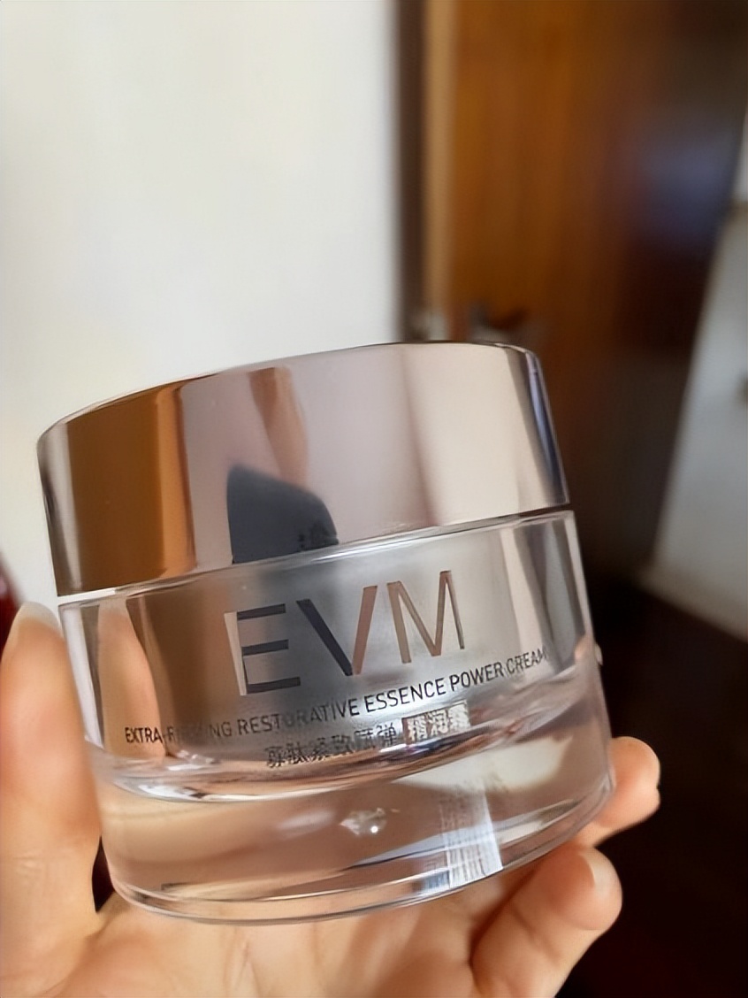 护肤+省钱，三四十岁群体的护肤品性价比之王，快来收藏