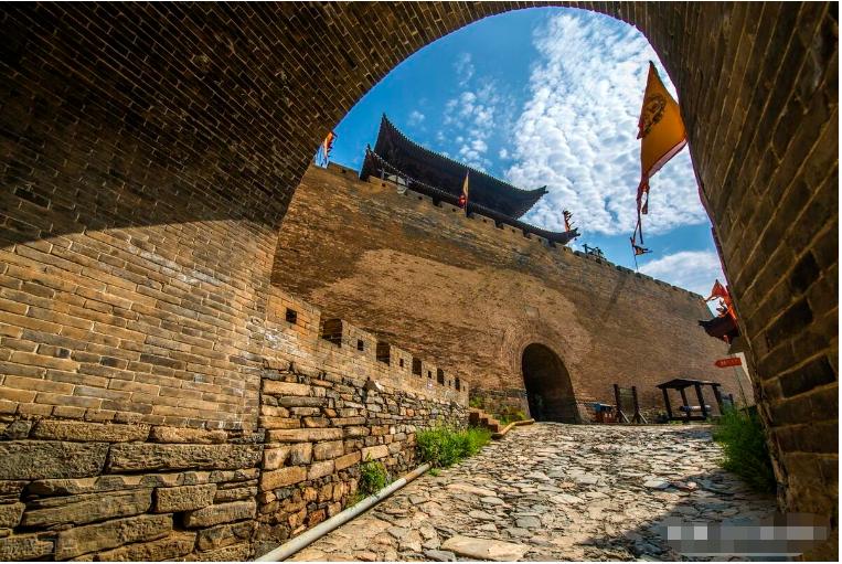 忻州和代县哪个好,代县属忻州市吗