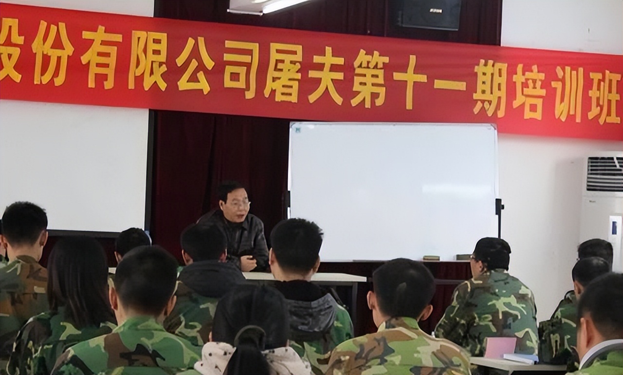 北大屠夫成为亿万富翁，卖猪肉达到北大水准，读书无用论被打脸