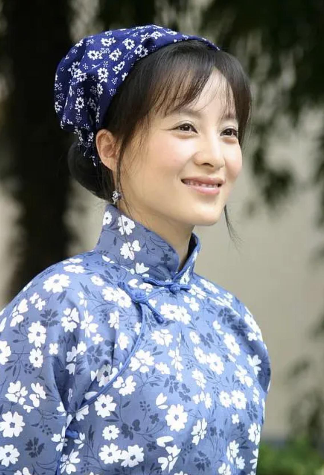 演员徐露的婚姻状况,电视剧演员徐璐个人资料