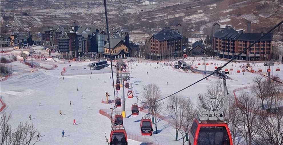 国内滑雪度假推荐,今年去哪里滑雪便宜