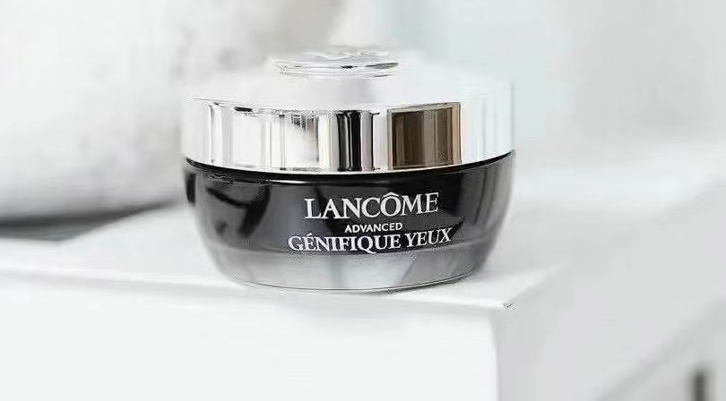 入门级大牌眼霜怎么选?雅诗兰黛预防衰老,兰蔻发光眼霜维稳修护