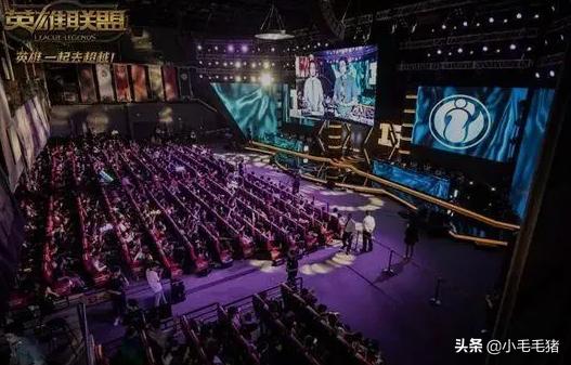 孩子沉迷游戏不上学家长该怎么办,小学生沉迷游戏家长该怎么办