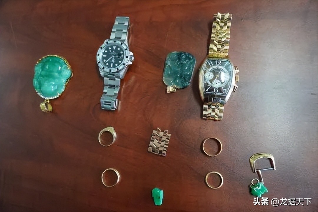 胡志明市:女保洁偷了 自己香港老板的保险柜,价值100多万人民币