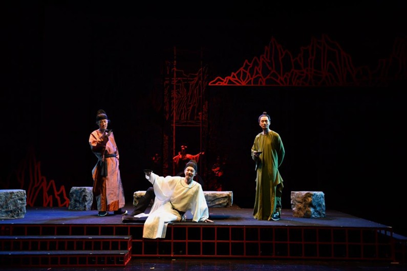 杜甫为何被称为诗圣,杜甫为什么能称圣