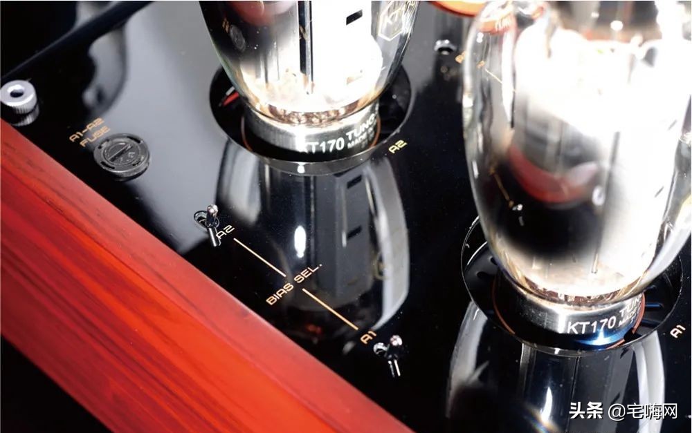 cayin凯音斯巴克u-99iplus,凯音胆机合并功放