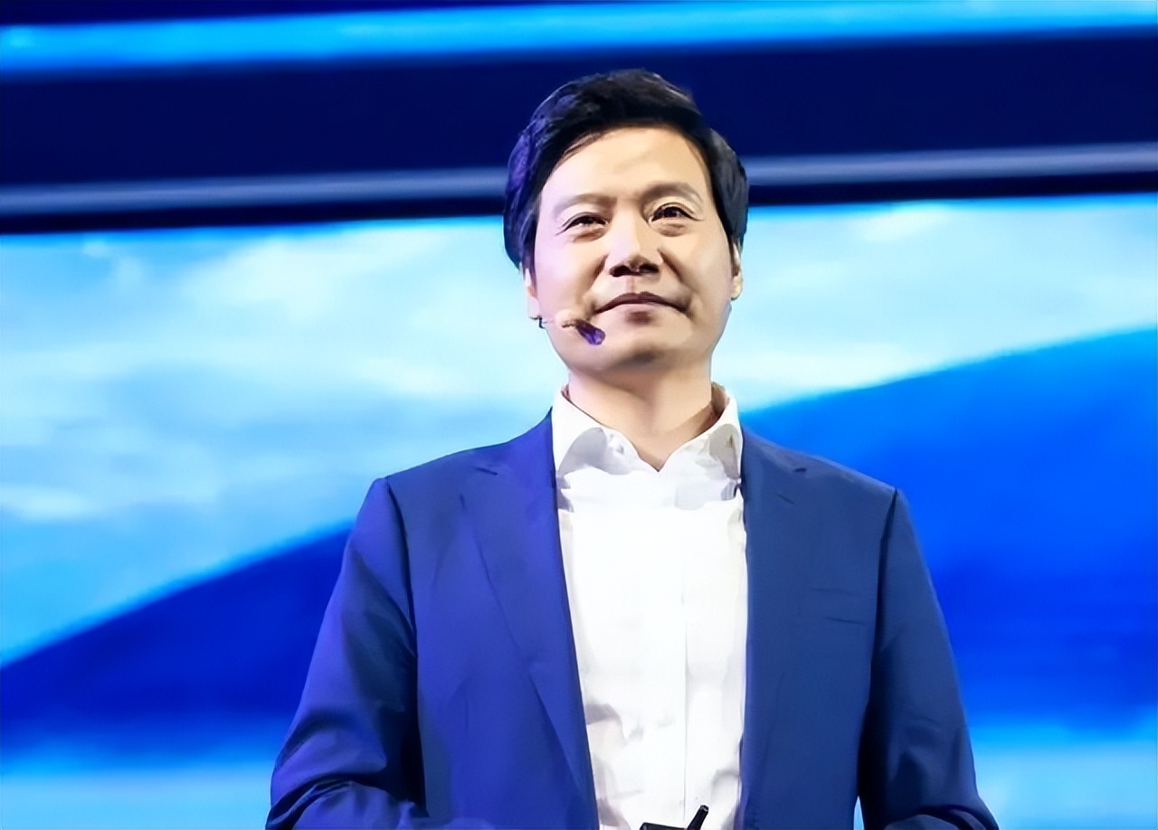 雷军直播发布会小米电视,雷军谈小米100寸电视