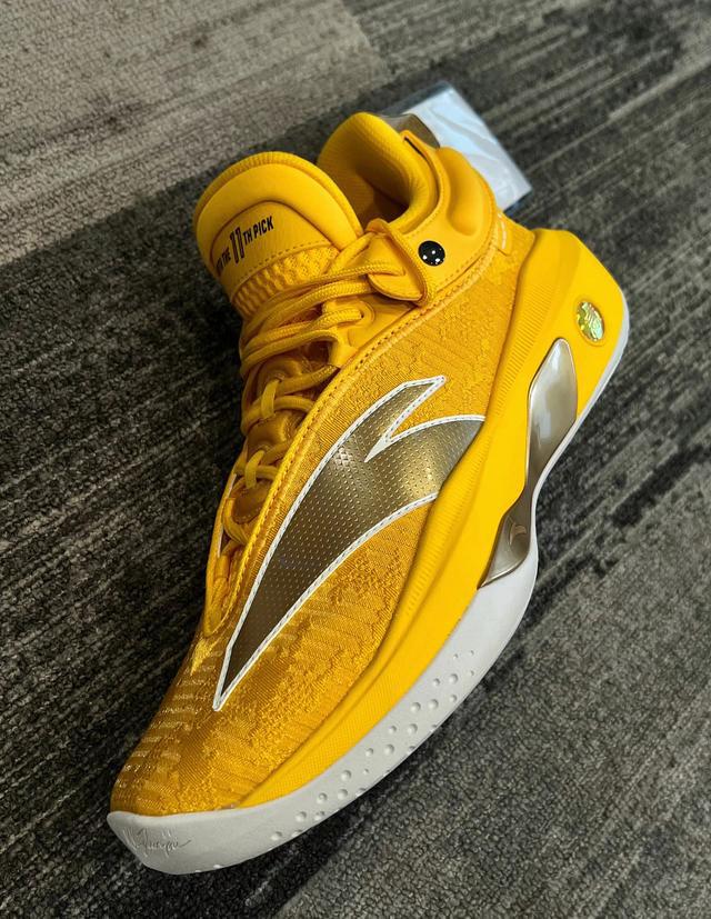 威廉姆斯踩爆aj37视频,威廉姆斯谈踩爆aj37