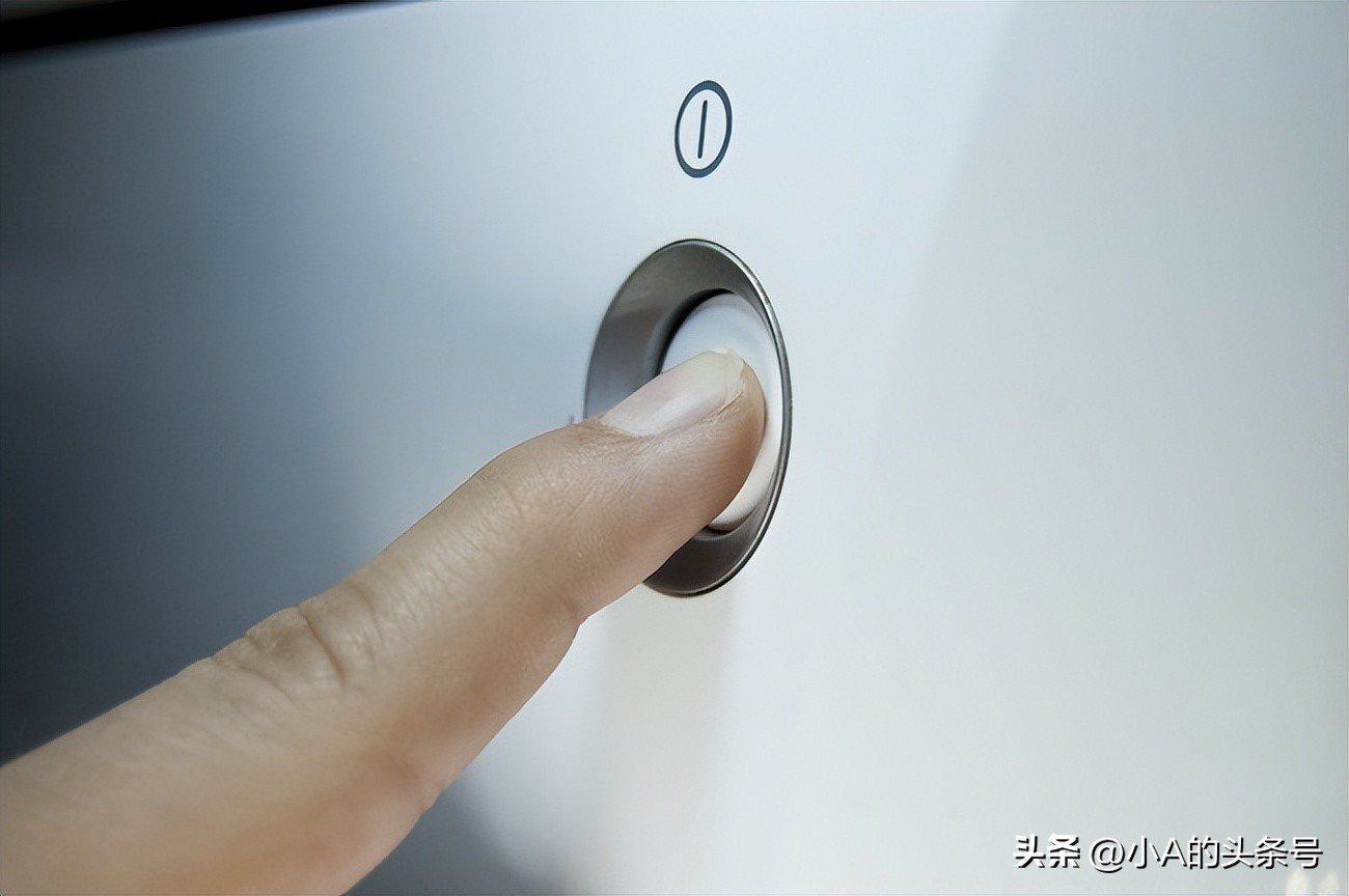 台式电脑开机反复重启是什么原因,电脑反复重启开不了机怎么修复