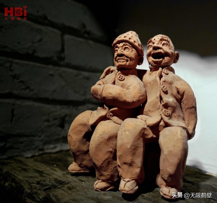 泥巴玩出名堂,谁玩泥巴玩出名堂