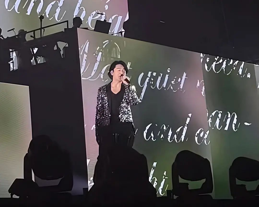 郑伊健老婆蒙嘉慧演唱会,郑伊健和老婆蒙嘉演唱会