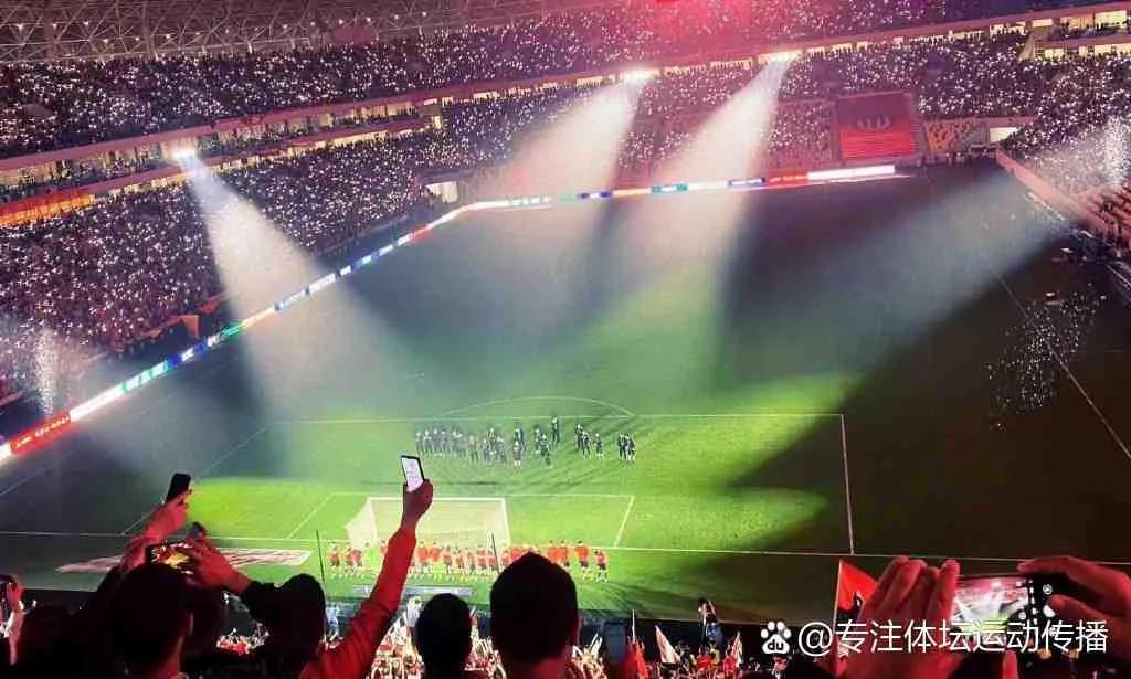 中超上座率蓉城4万再度领跑,中超各队主场观众平均上座率