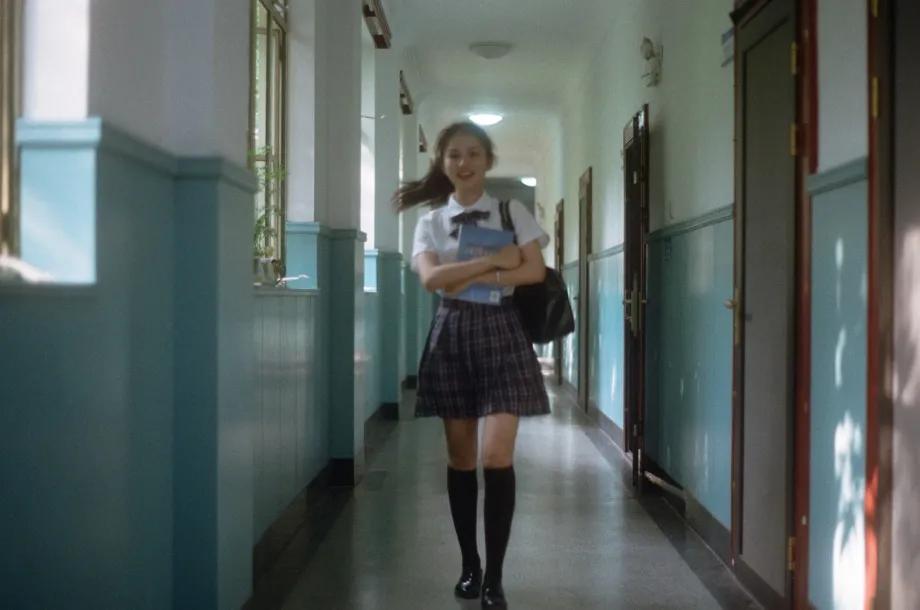 校园女同学校服写真,校服清纯照片