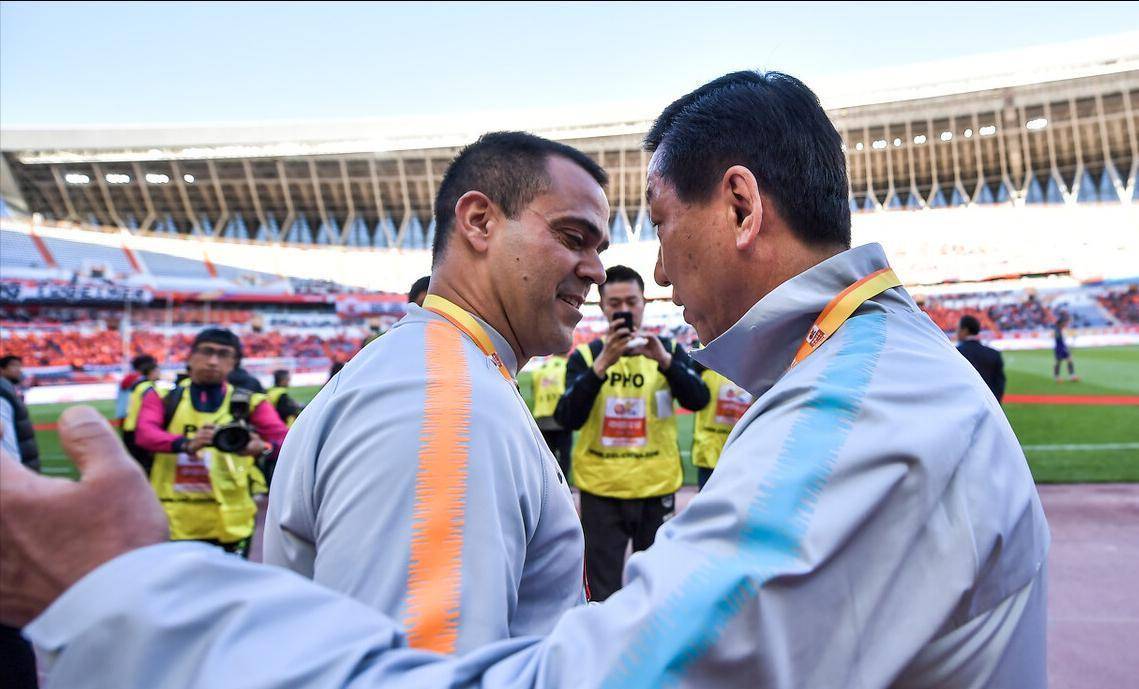 山东泰山队主教练崔康熙官宣,山东泰山崔康熙引援一言难尽