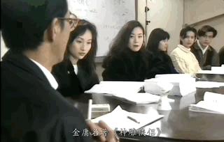 鑳″啗鐗堝皠闆曡嫳闆勪紶涓殑绁為洉渚犱荆,鑳″啗婕旂殑灏勯洉鑻遍泟浼犵涓夊崄涓冮泦