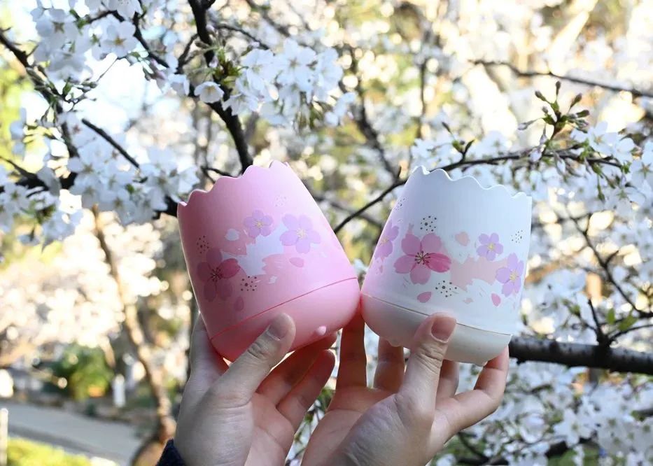 这几天，和武汉酒店一起火爆的，还有这个邮局→